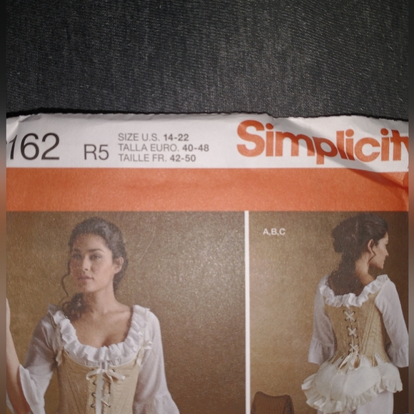 Simplicity Pattern# 8162 R5 Sizes (US) 14-22 - Picture 2 of 3